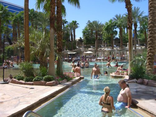 Hard Rock Las Vegas Pool Area (photo by Tim Larison)